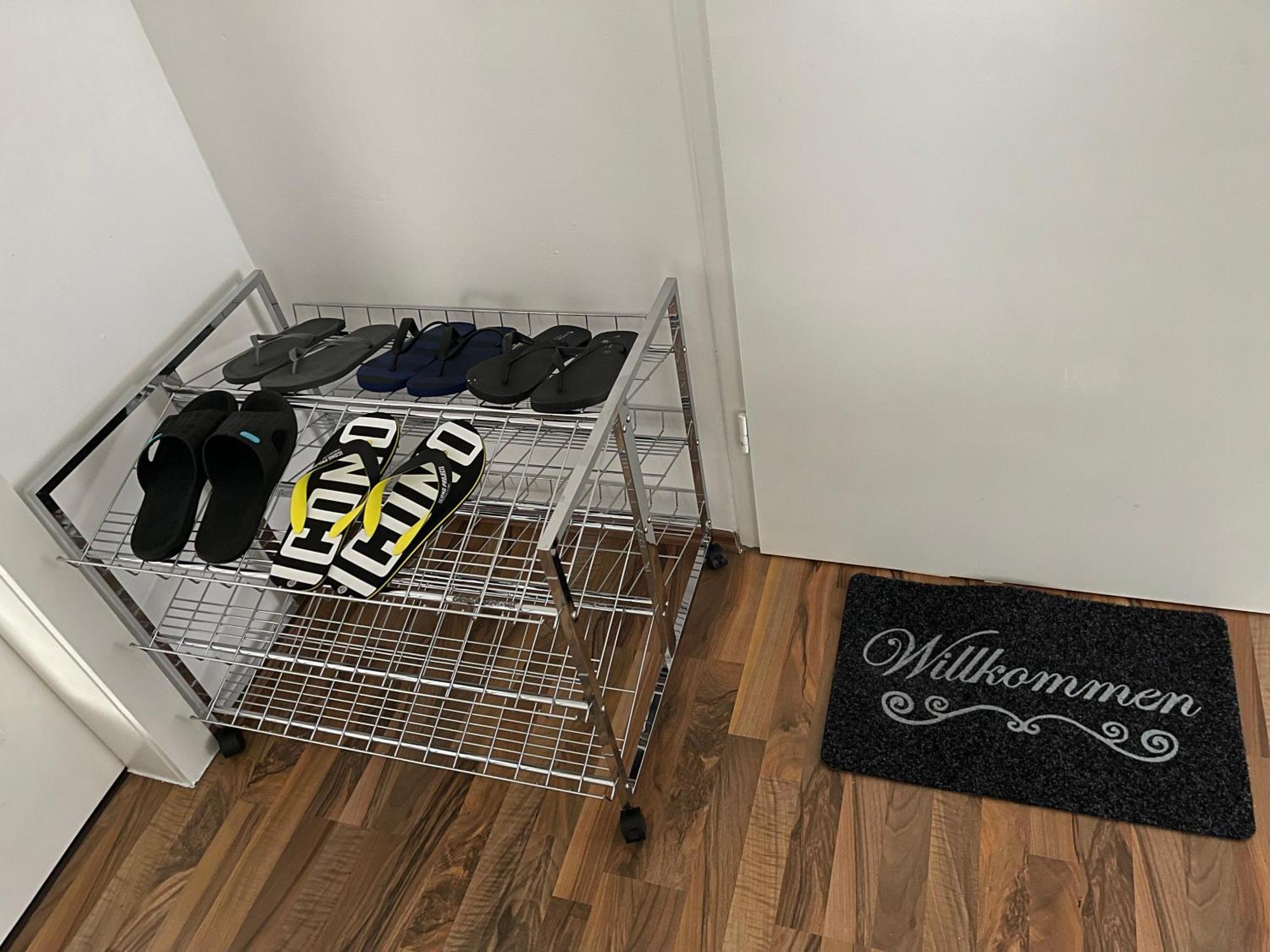 Geraeumige 3-Zimmer-Ferienwohnung Im Herzen Von Κάσελ Εξωτερικό φωτογραφία